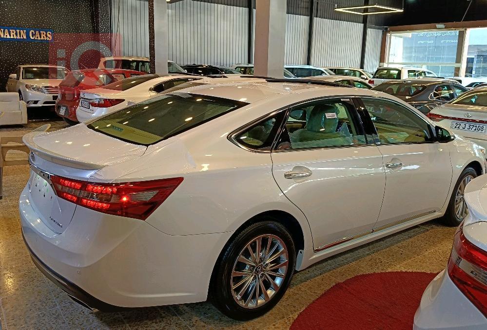 Toyota Avalon